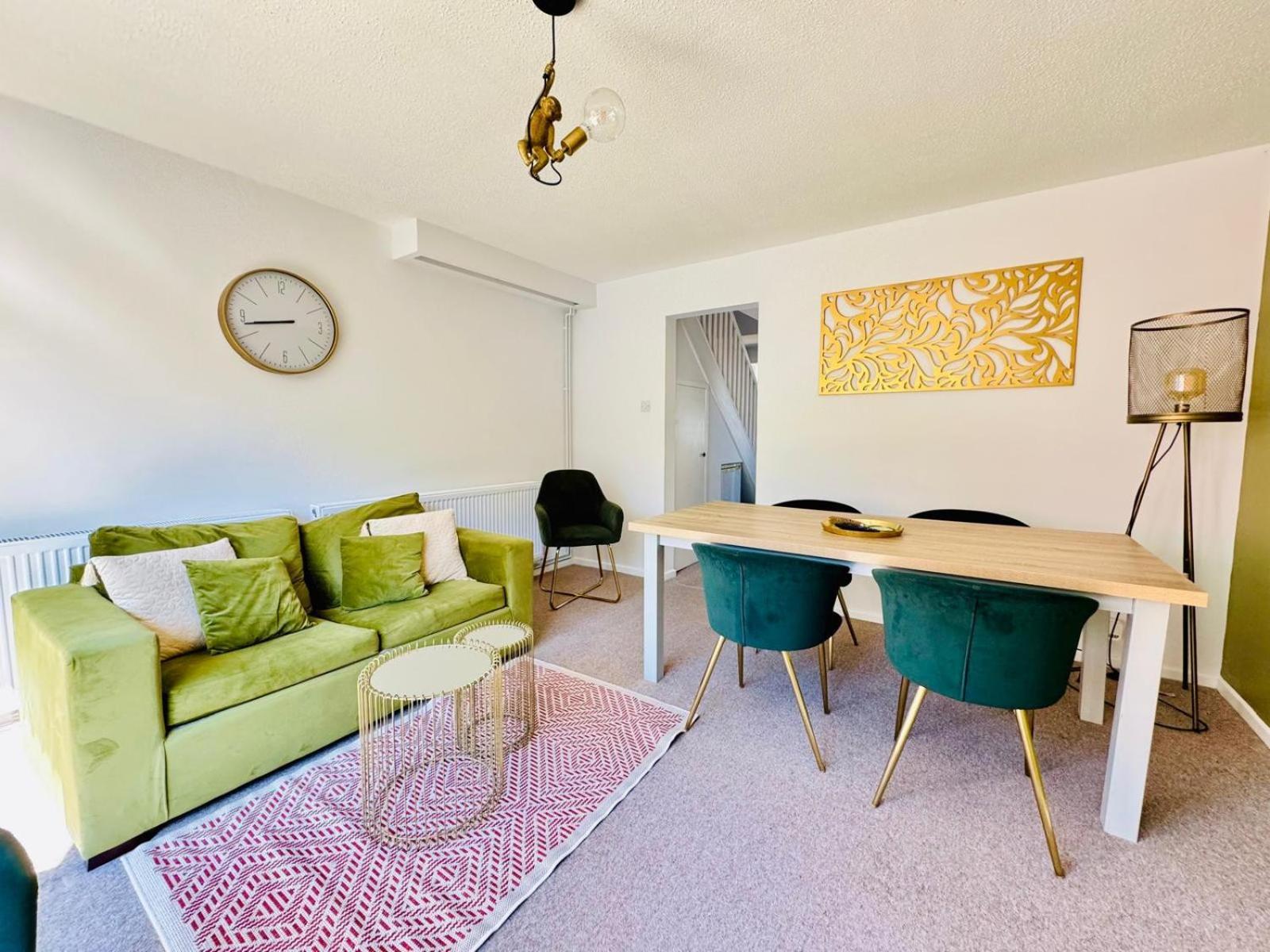 Jade's Cozy Retreat: Pet-Friendly 2-Bed with Garden Villa Cambridge  Exterior photo