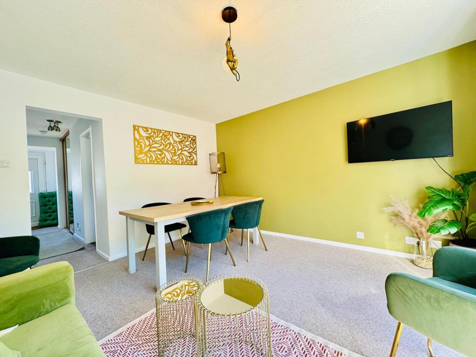 Jade's Cozy Retreat: Pet-Friendly 2-Bed with Garden Villa Cambridge  Exterior photo